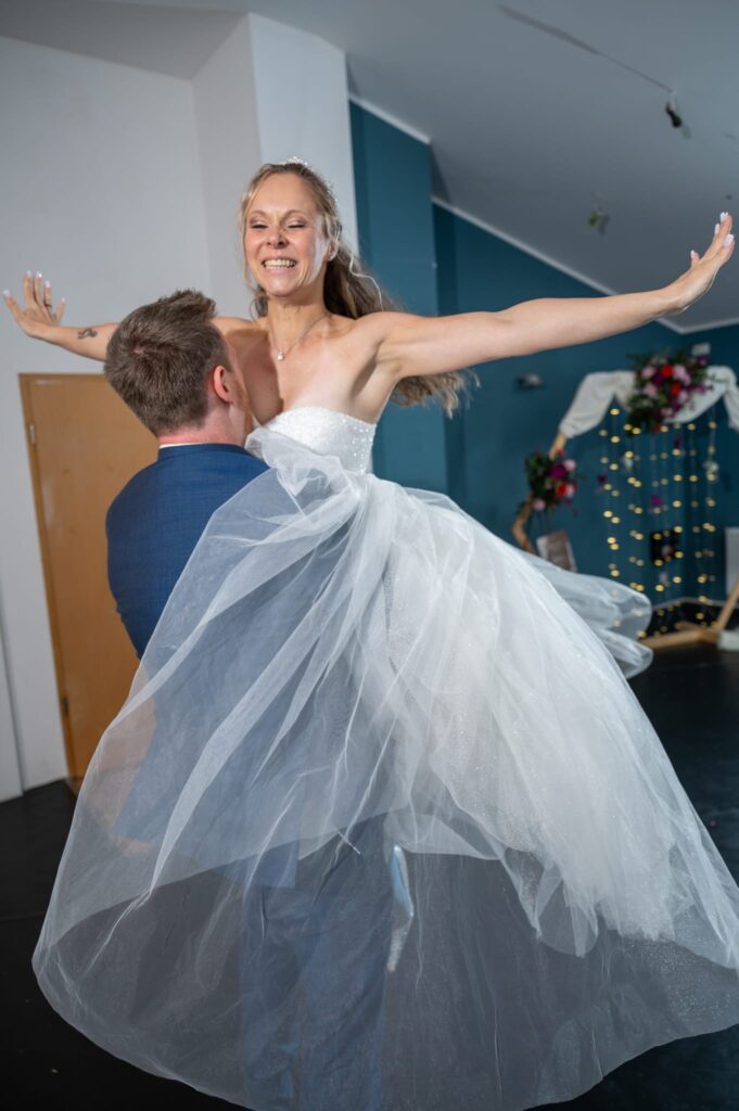 Individueller Hochzeitstanz zum Lieblingstitel des Brautpaares